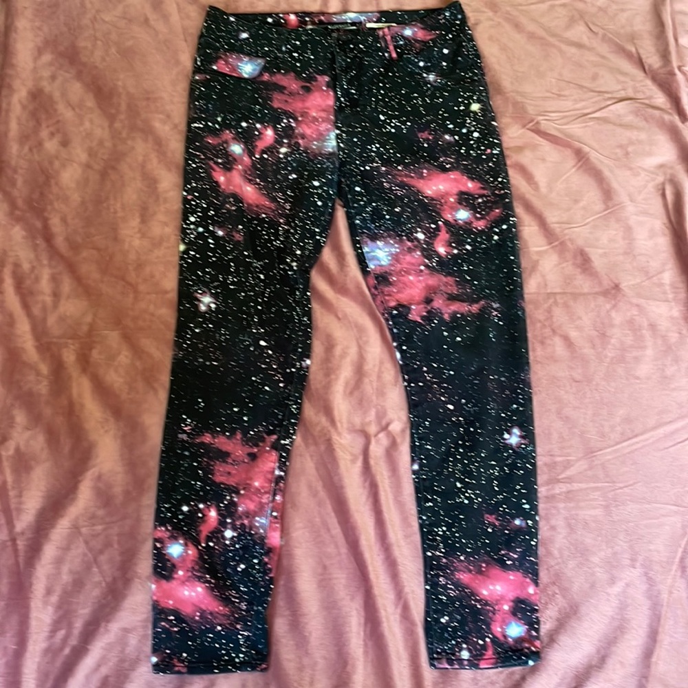 Lovesick pants size 11 34x36 has the galaxy stretch material 70 cotton 28 poly